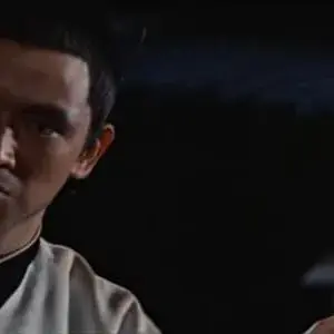 Siêu Cảm Mê Cung