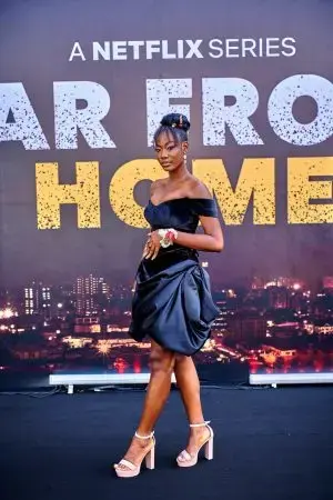 Rời xa mái nhà Rời xa mái nhà